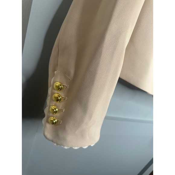 VICI Beige Women's Scalloped Trim Cropped Blazer Jacket Gold Buttons Medium - Picture 5 of 9